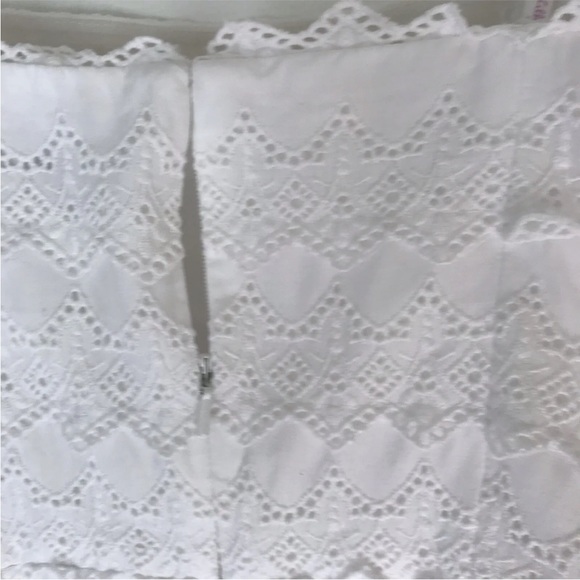 Lily‎ Pulitzer - Picture 2 of 8